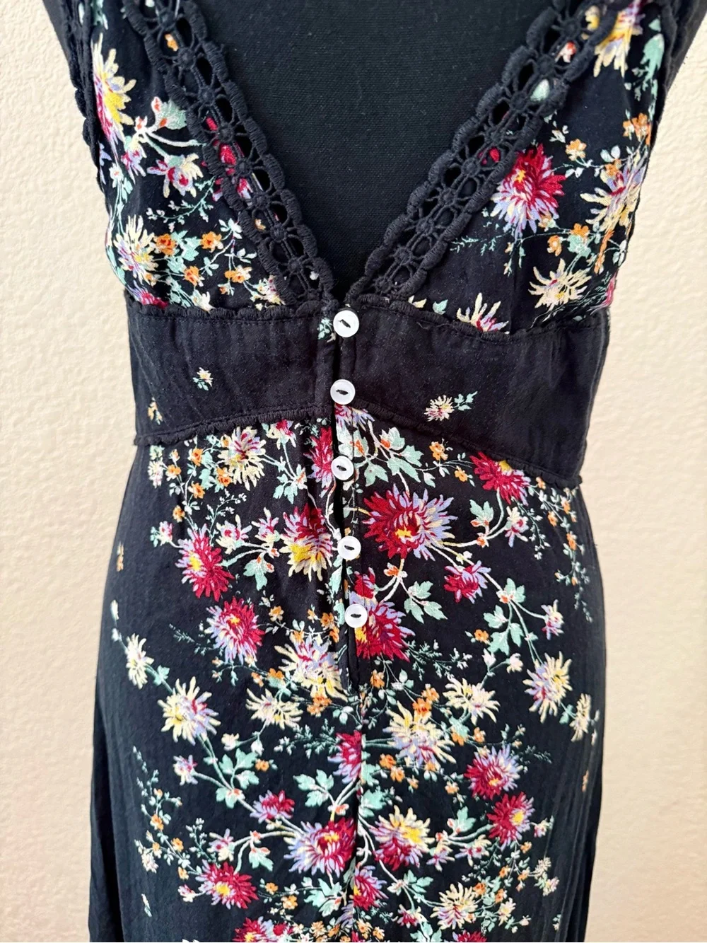 Free People Paradise Black Floral Print Maxi Dress Size Medium - Picture 9 of 15